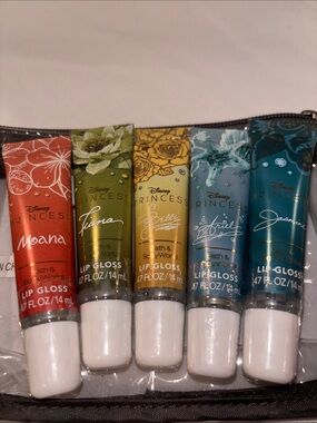 NWTw 5 Pack Disney Bath & Body Works Lip Gloss
